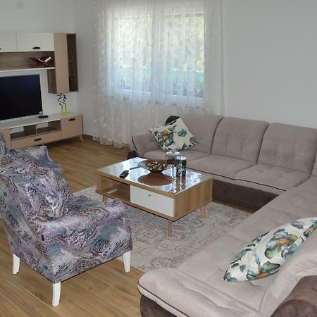 Amal Grand Villa Bihac Exterior photo